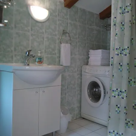 Apartment Minakova Kuca